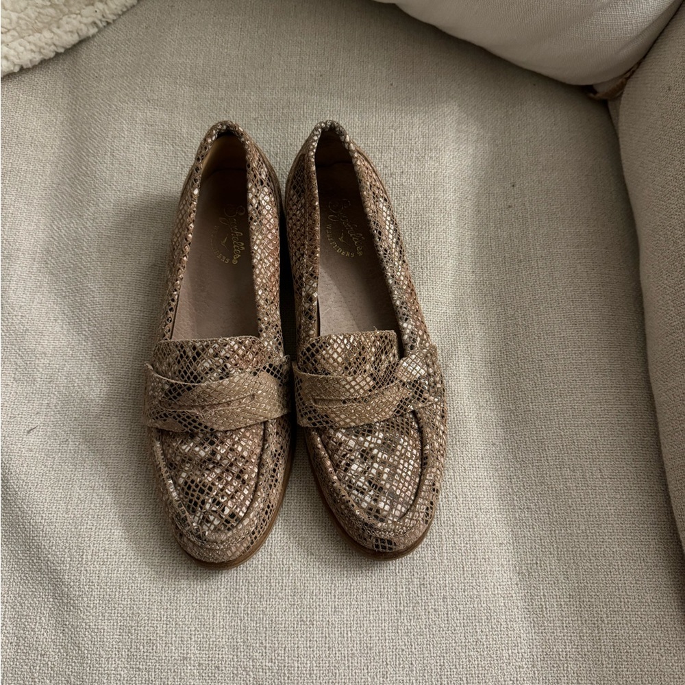 Seychelles Tiger Eye leather Penny loafer